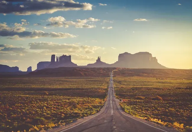 Mesa Verde to Monument Valley Road Trip Guide