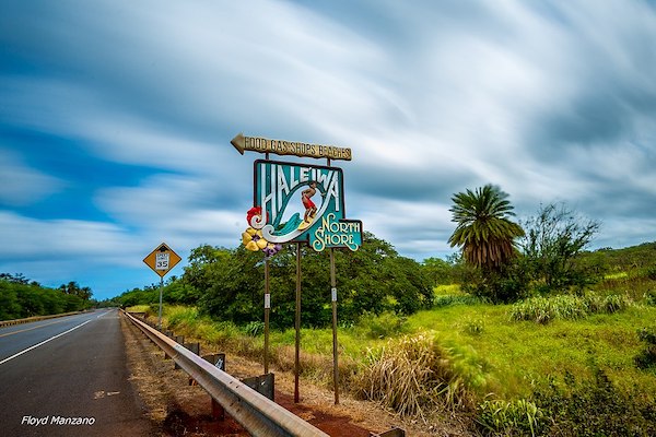 haleiwa sign board