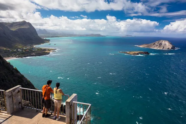 oahu sea overview from lighthouse