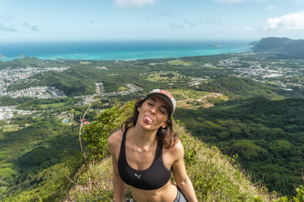 How to Climb the Stairway to Heaven / Haiku Stairs, Hawaii